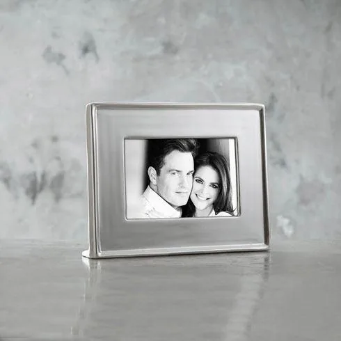 Beatriz Ball Frame Jason 4 x 6 Horizontal at Galleria Riverside